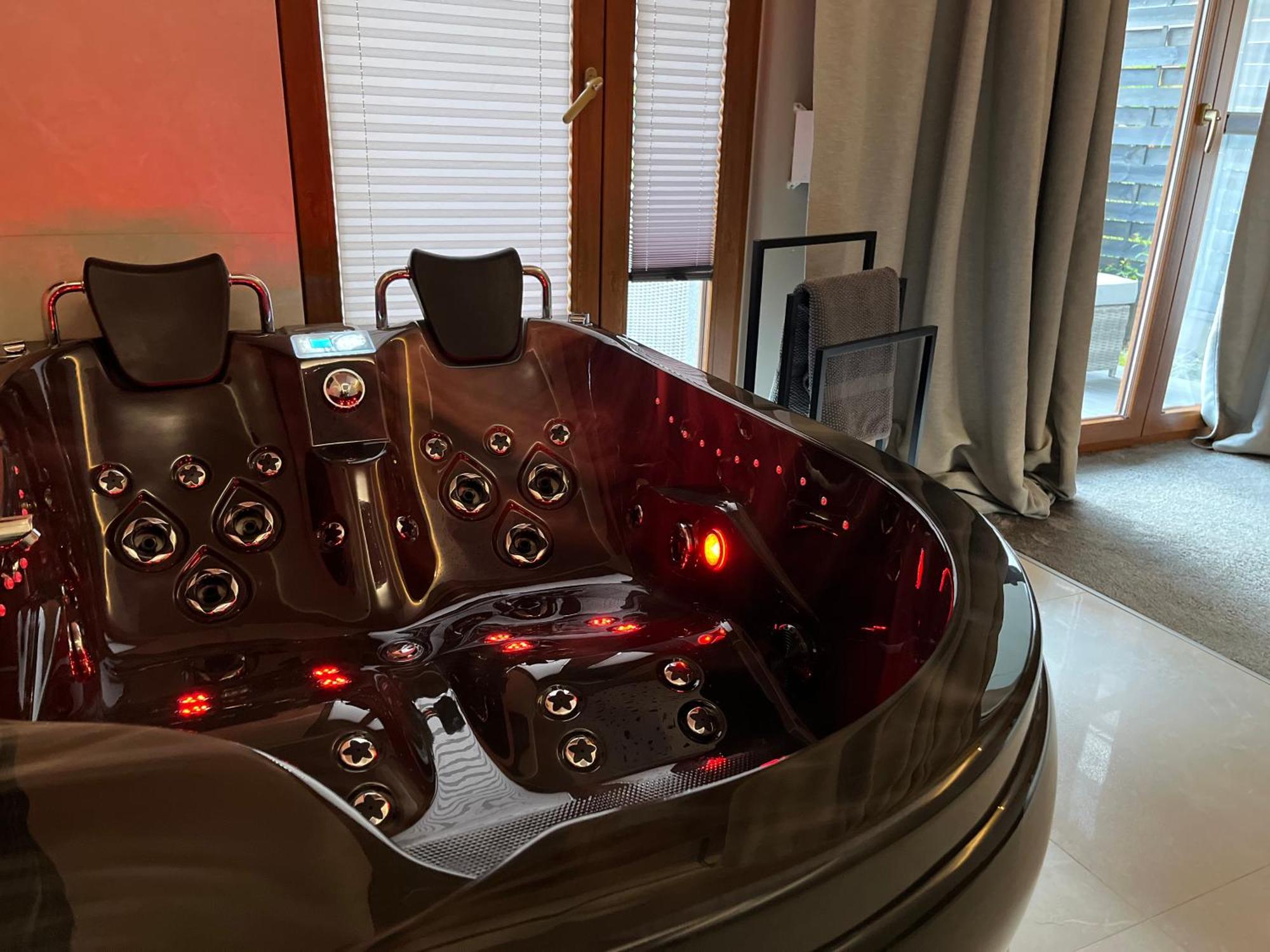 Jacuzzi Rakowicka Top Apartments Krakau Buitenkant foto